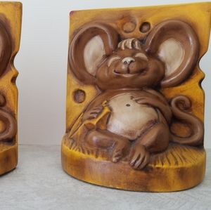Vintage mouse by cheese wedge bookend - set of 2